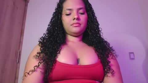 Abril  online show from November 5, 12:01 am