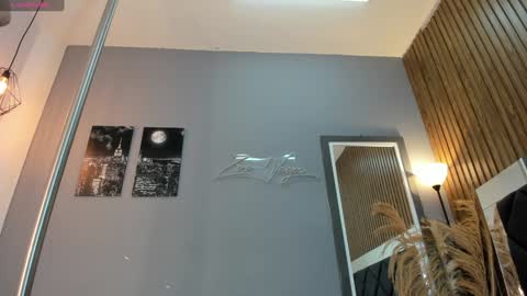 Abril  online show from February 9, 3:11 am