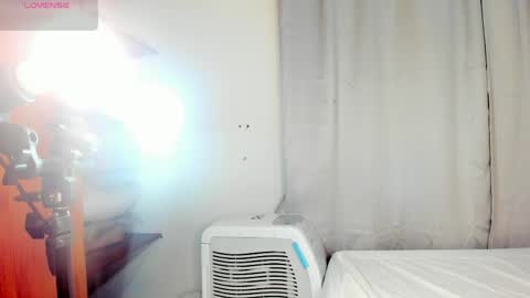 Abril online show from April 1, 2:34 am