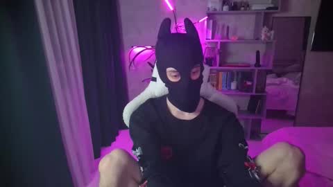 abslut online show from February 18, 11:15 pm