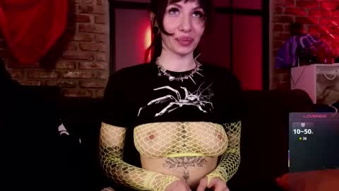 HellKnight online show from November 8, 8:23 pm