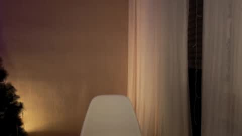 Snapshot of actavia_rose chatting on December 22, 7:52 pm my inst   love inside 17 online show from December 22, 7:52 pm