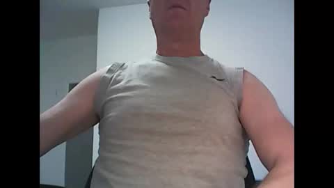 active147 online show from April 12, 10:47 pm