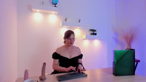 Ada online show from September 21, 5:28 pm