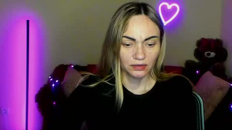 Adalina online show from April 18, 7:58 pm