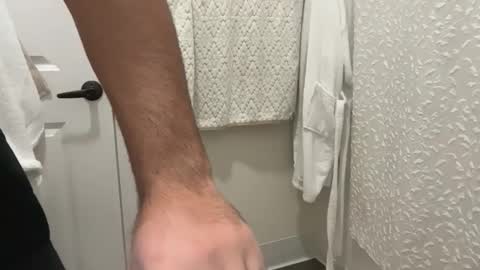 adam324_ online show from December 19, 4:24 pm