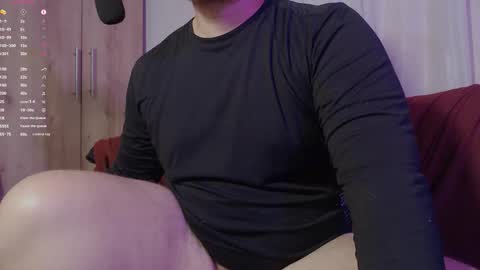 adam_coxxx online show from January 18, 1:25 am