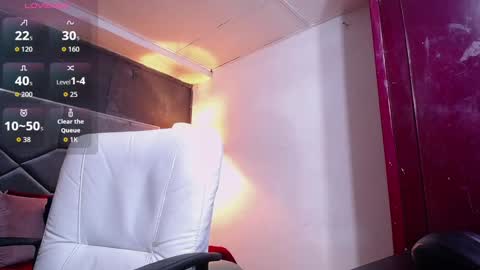 adam_fit19cm online show from October 3, 2:36 pm