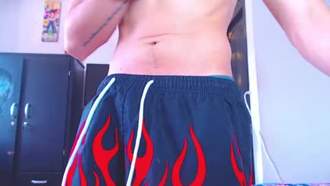 adam hot11 online show from April 10, 3:39 pm