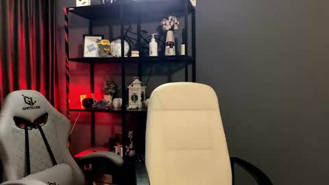 Arthur and Adam online show from March 11, 7:39 pm