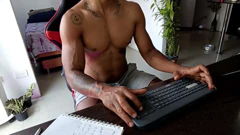 Adam Valencia online show from February 4, 5:50 pm