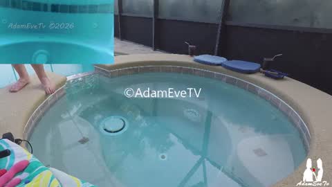Adam And Eve online show from June 29, 10:42 pm