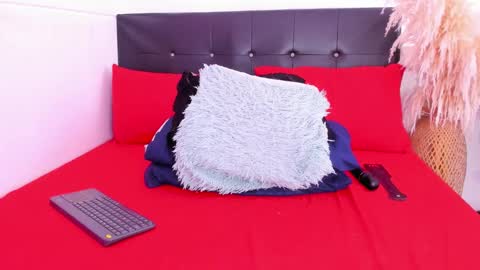 Cloe Adams  online show from March 10, 11:03 am