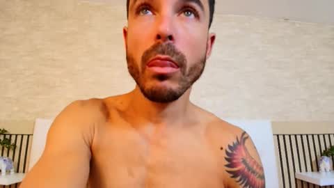 Im Adams Sanz online show from March 19, 11:31 pm