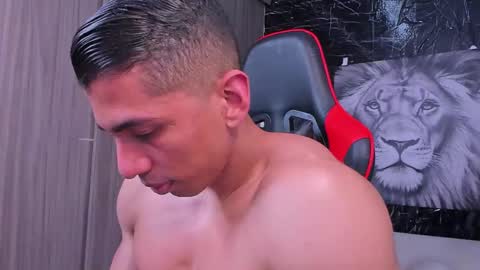 Adan Sin online show from September 25, 7:54 pm