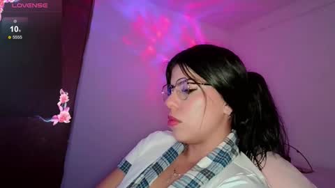 Adara online show from April 20, 7:17 pm