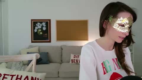 Addison Rose  I am currently away for the holiday weekend. Streams start again on 1242024. Enjoy the holiday online show from December 6, 3:35 am