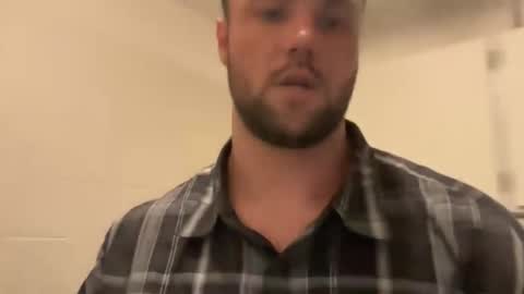 addiethebaddie69 online show from April 22, 6:09 am