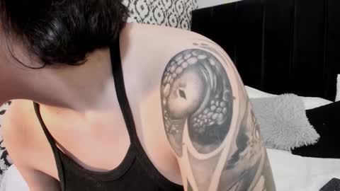 Ade  online show from November 6, 8:12 pm