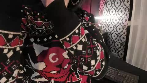 Ade  online show from December 18, 8:04 pm