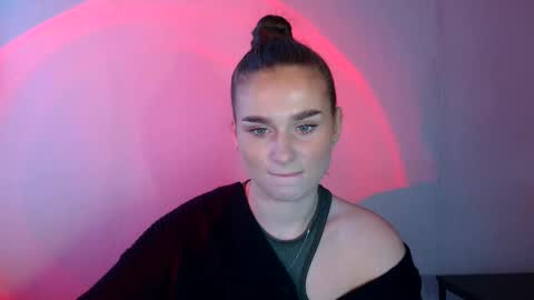 Adele Amore online show from March 4, 10:35 am