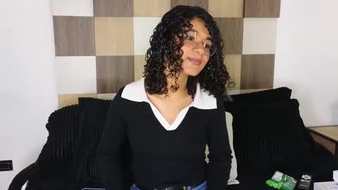 Andrea online show from February 22, 3:03 pm