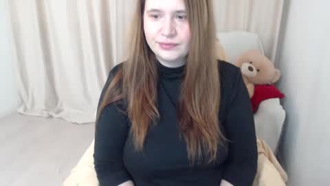 Snapshot of adelinalawson chatting on March 7, 2:23 pm adelinalawson online show from March 7, 2:23 pm