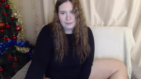 Snapshot of adelinalawson chatting on January 27, 7:03 pm adelinalawson online show from January 27, 7:03 pm