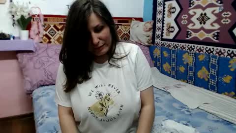 adelinemilf online show from March 22, 12:20 pm