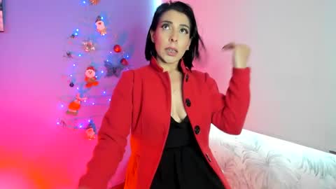 Adelle online show from December 28, 2:32 pm