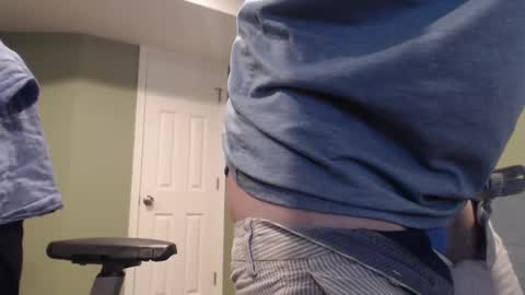 Snapshot of adequate_cock chatting on September 23, 9:43 pm adequate_cock online show from September 23, 9:43 pm