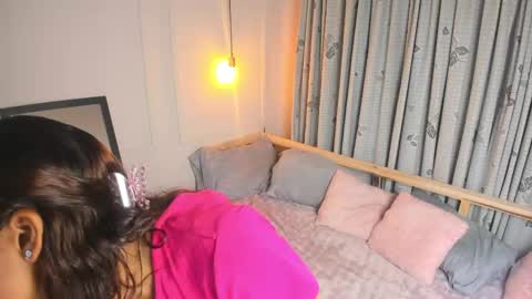 adharavelasquez online show from May 9, 12:49 am