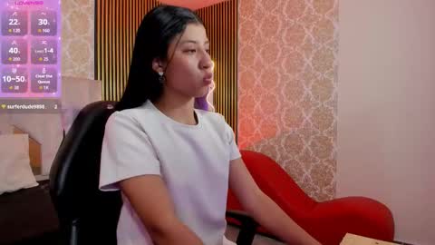 adisson_tay online show from November 3, 11:33 am