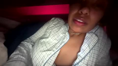 adriana online show from December 17, 2:07 am