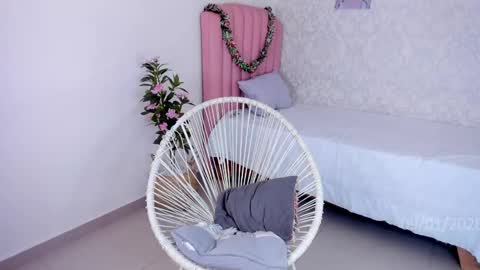 Adriana online show from January 9, 4:01 pm