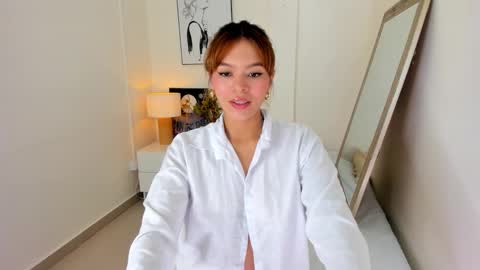 Adriana online show from October 1, 1:10 pm