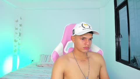 ADRIAN online show from February 4, 6:34 pm