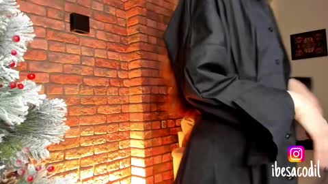 Adri online show from December 24, 1:59 am