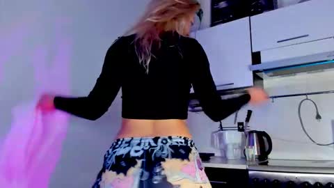 Adriana online show from March 1, 9:19 pm