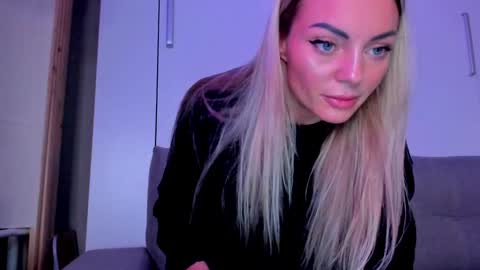 Adriana online show from January 26, 9:29 pm