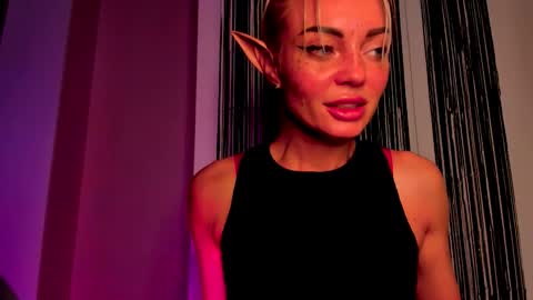 Adriana online show from October 25, 6:02 am