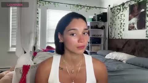 Adrianna  online show from June 9, 9:47 pm