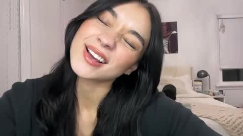 Adrianna  online show from February 11, 2:57 am