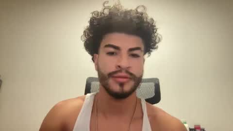 adriano guapo online show from November 28, 11:45 pm