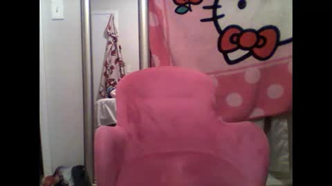 adrianpauli online show from April 10, 5:35 am