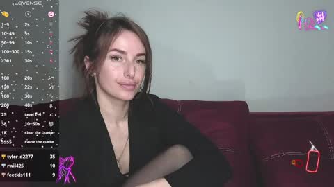 Adriana online show from April 18, 7:07 pm