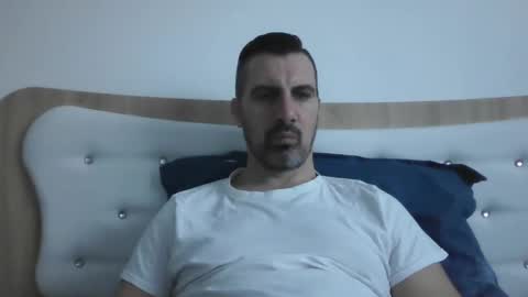 Adrian online show from February 19, 6:01 am