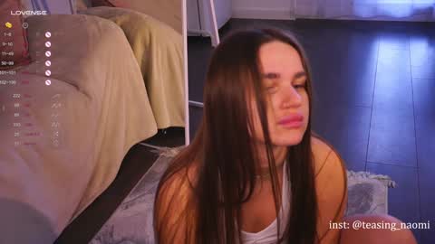 aesthetics__tease online show from February 4, 8:35 am