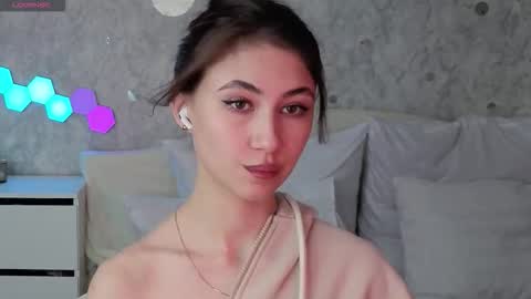 AffiinaLovsx online show from February 20, 3:50 am