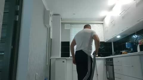 Sasha online show from October 8, 9:15 am